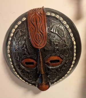 Hand carved African Mask – West Africa 16" diameter 3