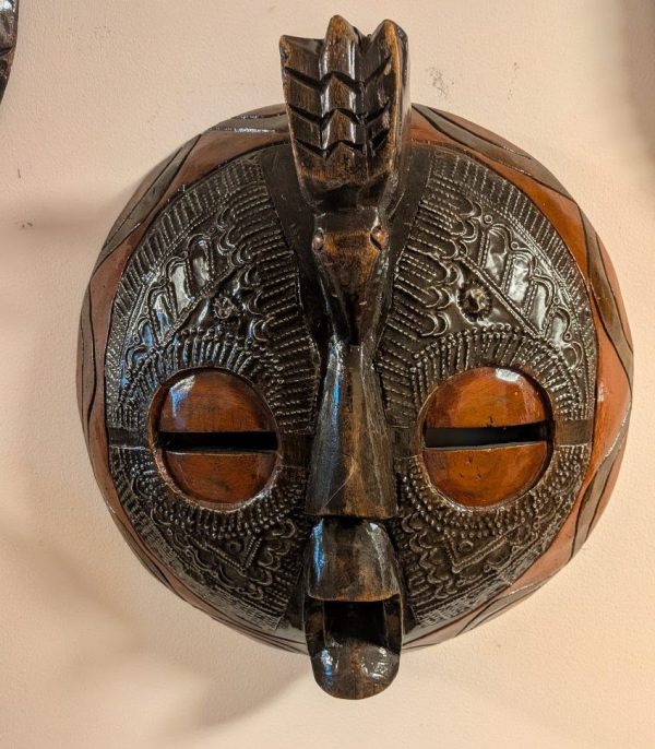 Hand carved African Mask – West Africa 16" diameter 5